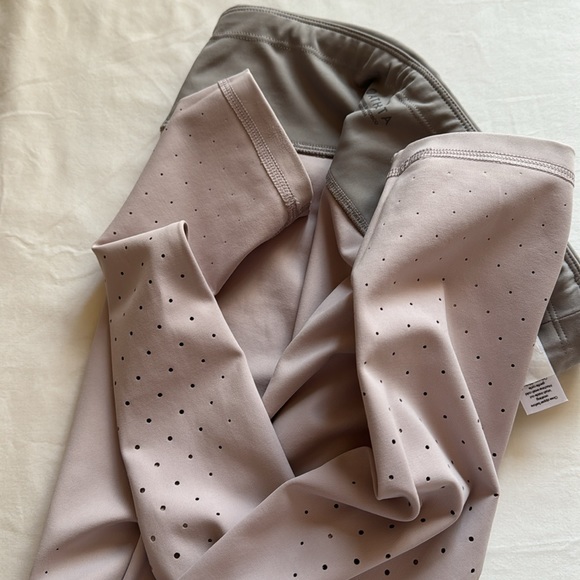 Athleta Laser Cut Mauve Ombré Leggings - Picture 17 of 17